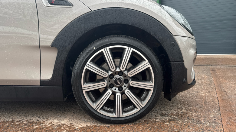 MINI Hatchback 2.0 Cooper S Exclusive 5dr Petrol Hatchback
